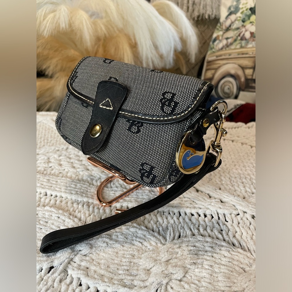 Dooney and Bourke Wristlet